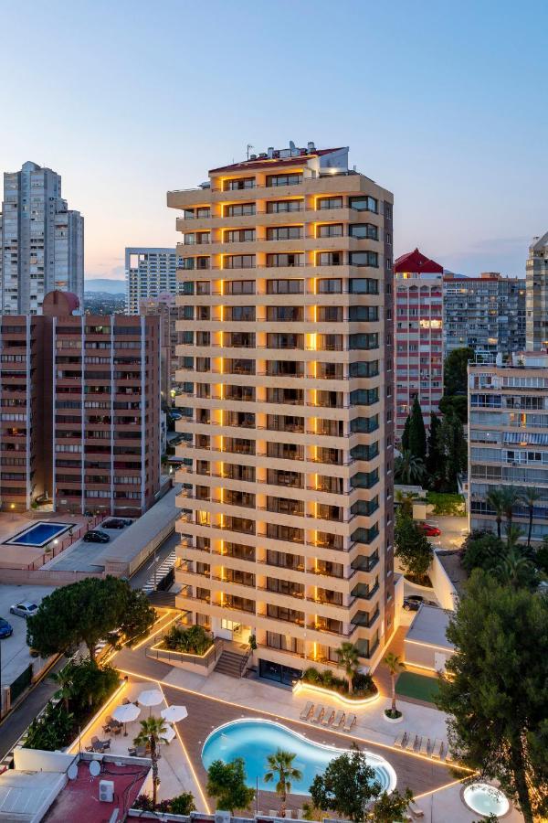 Halley Hotel & Apartments Affiliated By Melia Бенидорм Экстерьер фото